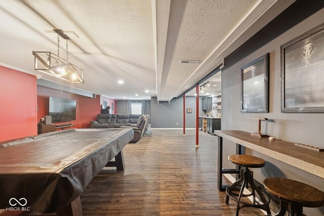 recreation room with wood finished floors, a textured ceiling, visible vents, billiards, and recessed lighting