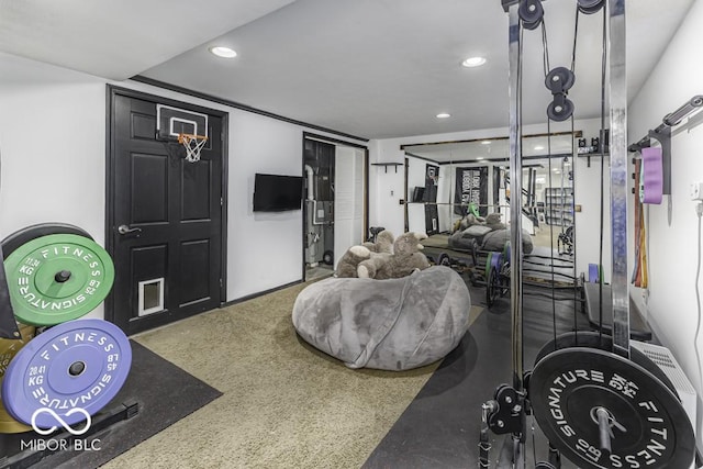 living room featuring recessed lighting