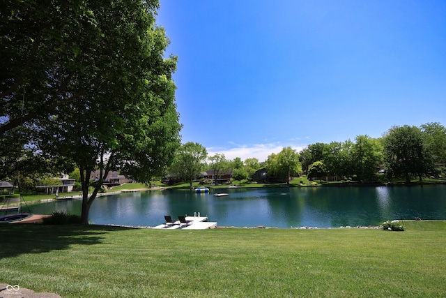 3829 Waycross Dr, Columbus, IN 47203 - water view