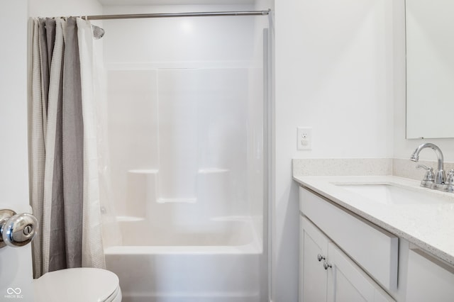 full bath featuring vanity, toilet, and shower / bath combination with curtain