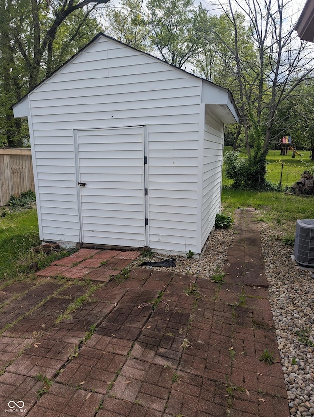 5043 Harway Ct, Indianapolis, IN 46227 - photo 4