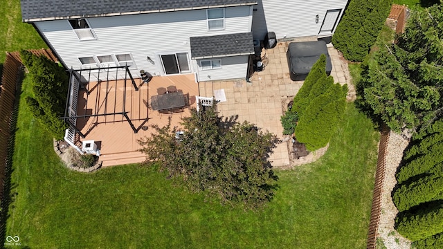 aerial view of property and surrounding area