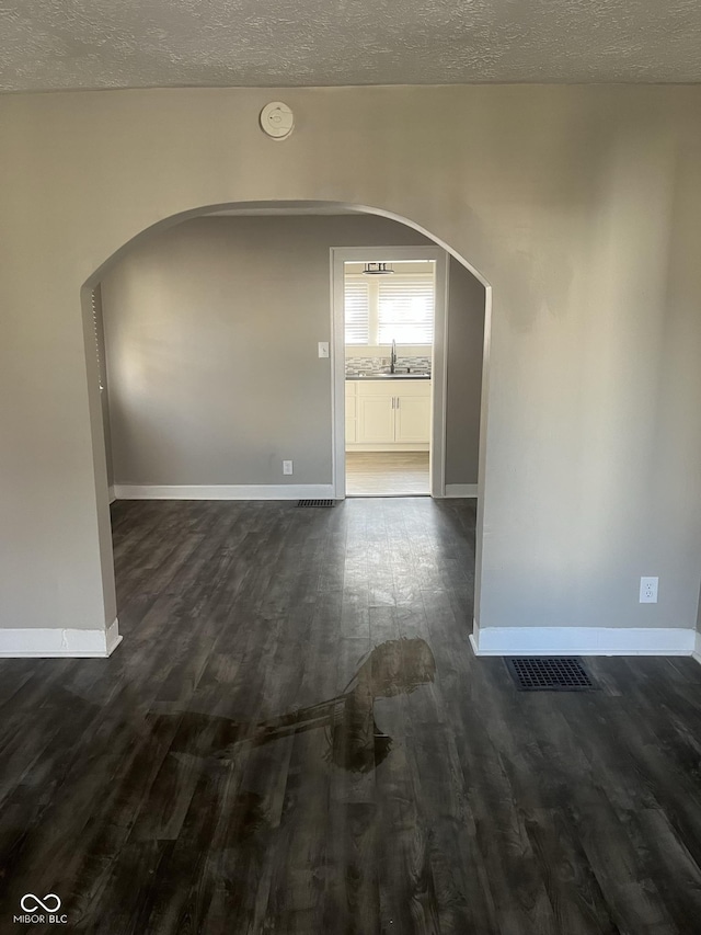 1521 E Legrande Ave, Indianapolis, IN 46203 - photo 6