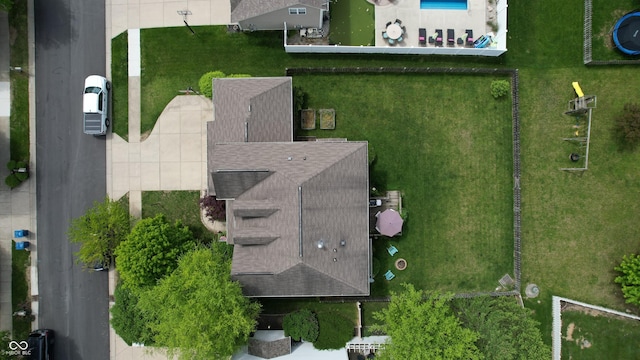 18247 Kinder Oak Dr, Noblesville, IN 46062 - drone / aerial view