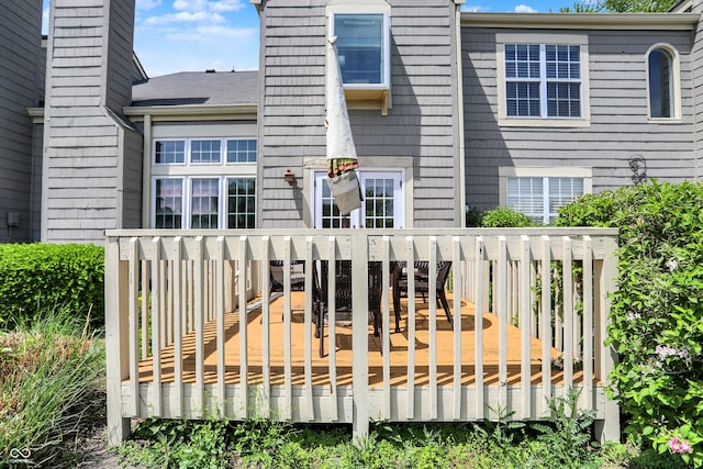 6505 Miramar Ct, Indianapolis, IN 46250 - rear view of house featuring a deck
