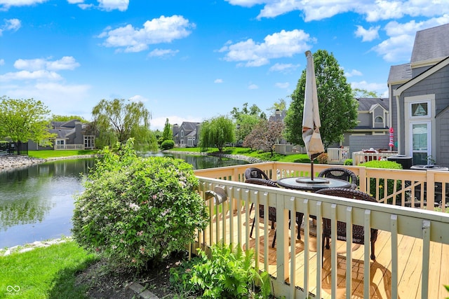 6505 Miramar Ct, Indianapolis, IN 46250 - deck with a water view and a residential view
