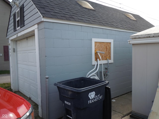 view of outdoor structure featuring a garage