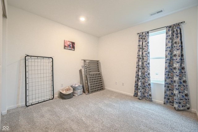 10107 Camp Creek Way, Indianapolis, IN 46229 - carpeted empty room featuring baseboards, a wealth of natural light, recessed lighting, and visible vents