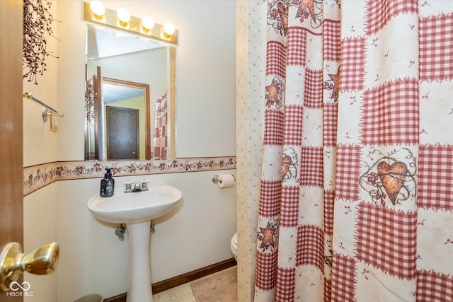 8111 Timberwood Dr, Plainfield, IN 46168 - bathroom with toilet and a shower with curtain