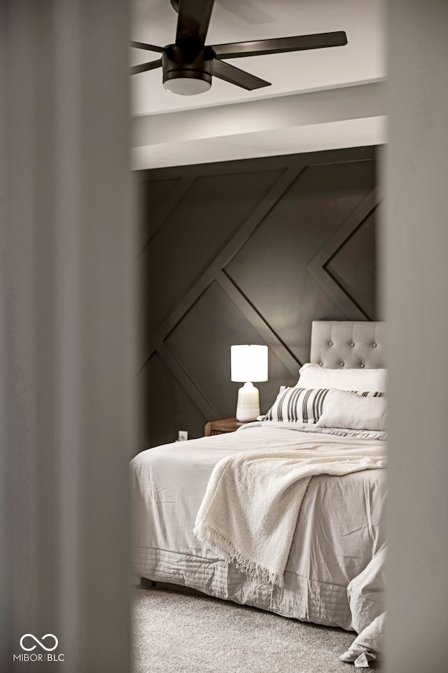 bedroom with a ceiling fan