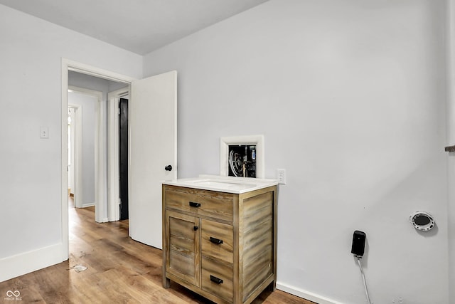 3975 Denwood Dr, Indianapolis, IN 46226 - interior space with light wood finished floors and baseboards