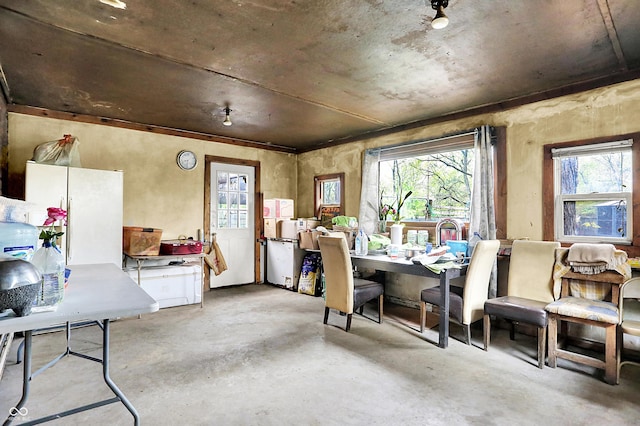 3975 Denwood Dr, Indianapolis, IN 46226 - dining area featuring concrete flooring