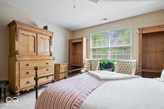 bedroom featuring carpet floors and a ceiling fan