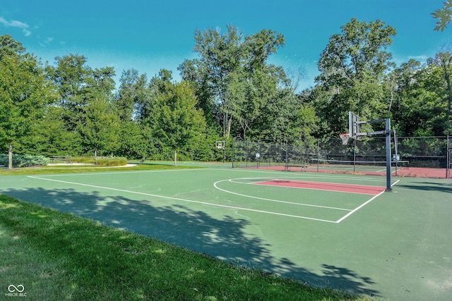 14030 Avalon E Dr, Fishers, IN 46037 - view of sport court with community basketball court and a tennis court