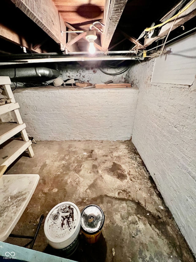 view of unfinished basement