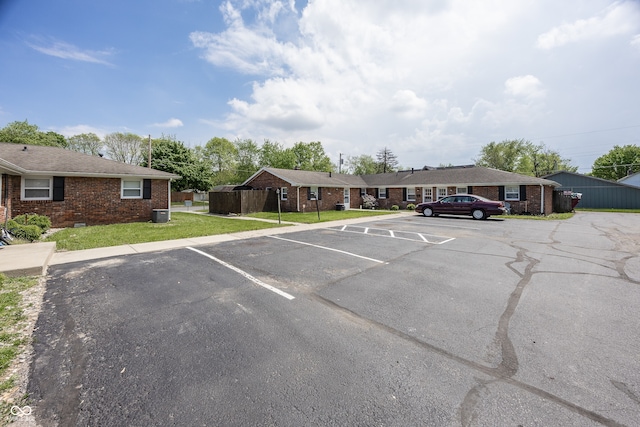 400-416 S Pennsylvania St, Greenfield, IN 46140 - view of uncovered parking lot