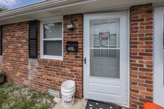 400-416 S Pennsylvania St, Greenfield, IN 46140 - entrance to property featuring brick siding