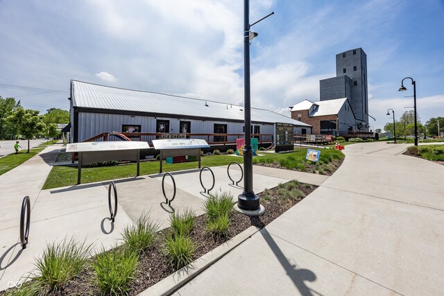 400-416 S Pennsylvania St, Greenfield, IN 46140 - view of property's community