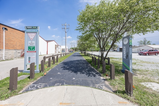 400-416 S Pennsylvania St, Greenfield, IN 46140 - view of road