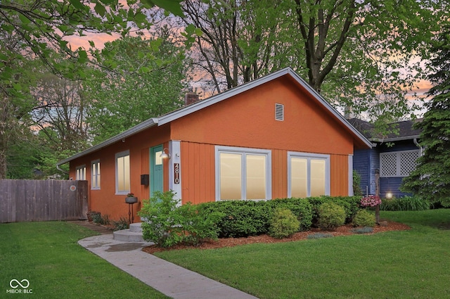 4810 Winthrop Ave, Indianapolis, IN 46205 - view of front facade featuring a chimney