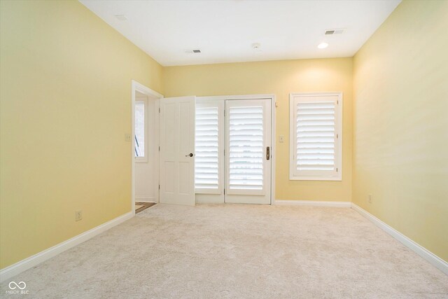 11319 Shoreview Ln, Indianapolis, IN 46236 - empty room with carpet floors and baseboards