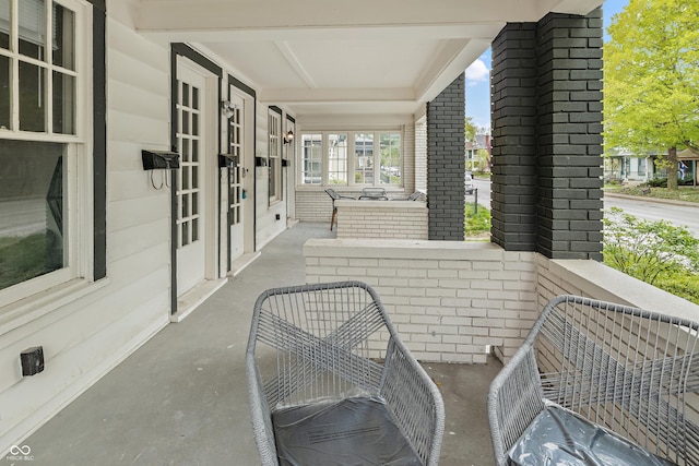 1728 N Delaware St, Indianapolis, IN 46202 - view of patio / terrace with a porch