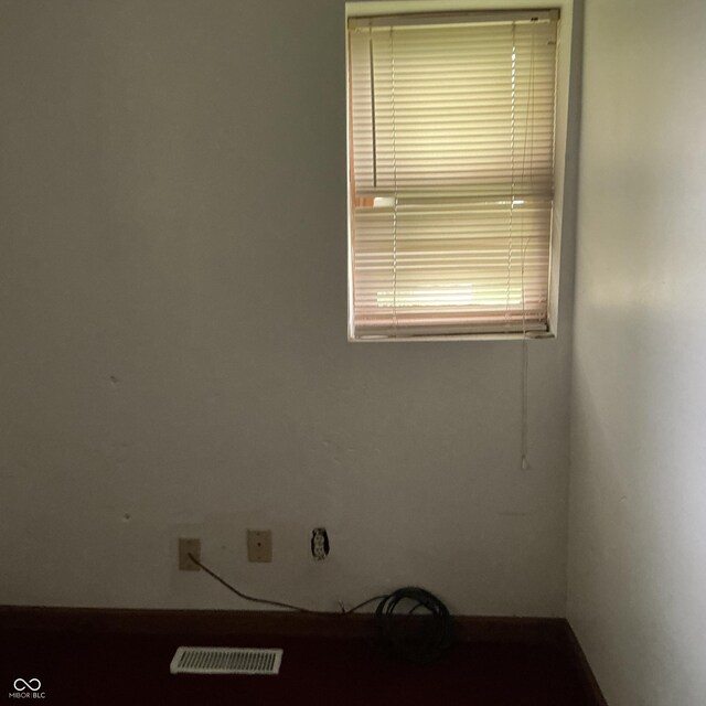 2621 N Tacoma Ave, Indianapolis, IN 46218 - photo 12