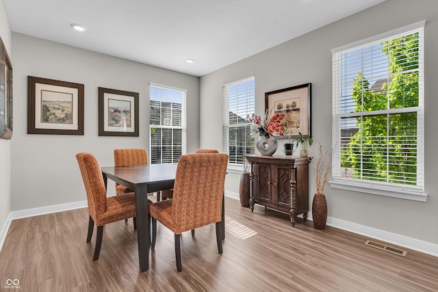 3546 Brampton Ln, Westfield, IN 46074 - dining space featuring baseboards, wood finished floors, and recessed lighting