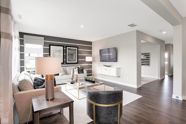 1075 Marston Ln, Avon, IN 46123 - living area featuring dark wood-style floors, baseboards, and recessed lighting