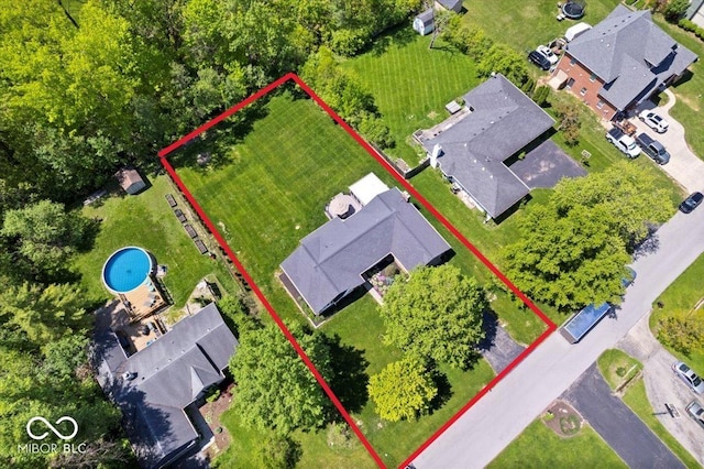 10444 Collingswood Ln, Fishers, IN 46037 - aerial view of property and surrounding area featuring property boundaries highlighted