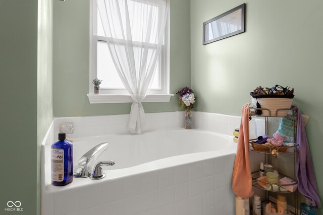 full bathroom featuring a bath