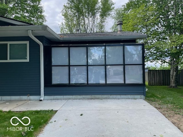706 Alexander St, Greenwood, IN 46143 - view of property entrance