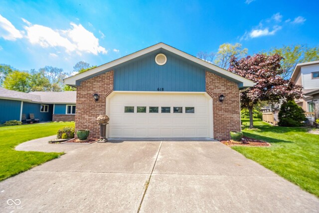 ranch-style home with brick siding and a front yard