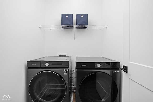 127 Monon Green Blvd, Carmel, IN 46032 - laundry room featuring washer and clothes dryer