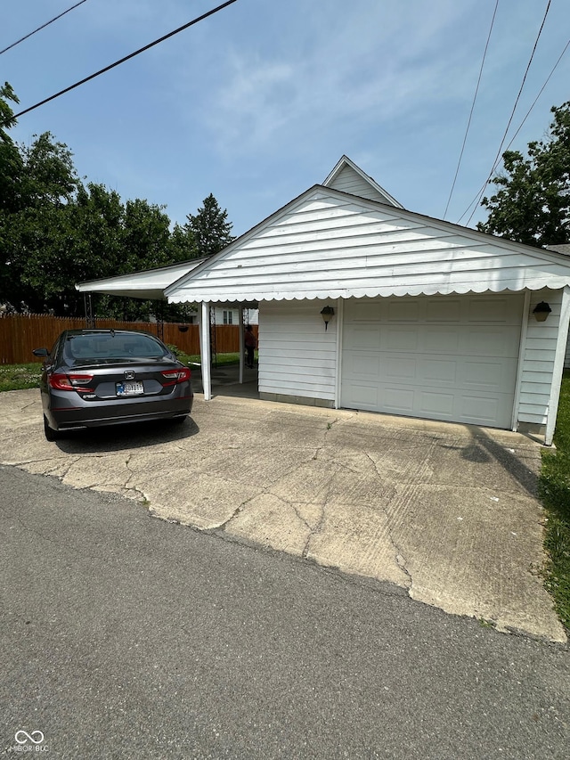 803 W 12th St, Anderson, IN 46016 - view of detached garage