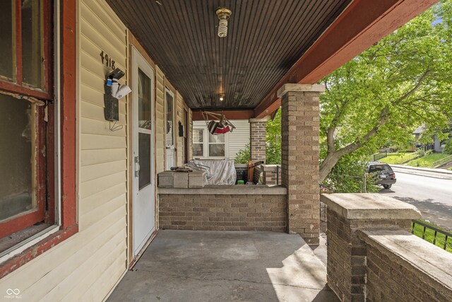 4918 E New York St, Indianapolis, IN 46201 - photo 4