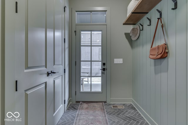 17346 Newton Main St, Westfield, IN 46074 - entryway with plenty of natural light and baseboards