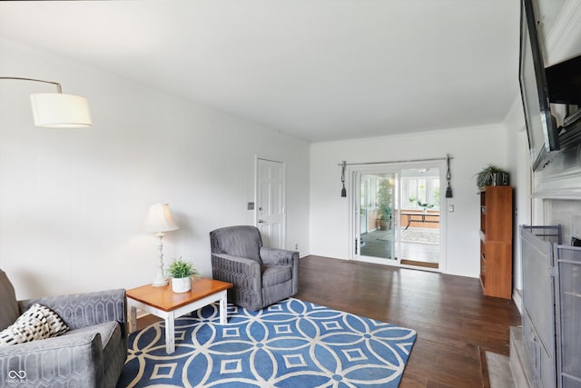 6825 Farmleigh Dr, Indianapolis, IN 46220 - living room featuring wood finished floors