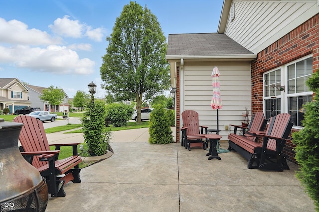 1663 Sweetgum Dr, Greenwood, IN 46143 - view of patio / terrace