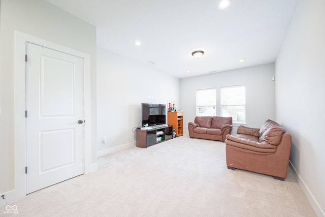 15792 Wiseman Dr, Fishers, IN 46040 - living room featuring carpet flooring, recessed lighting, and baseboards