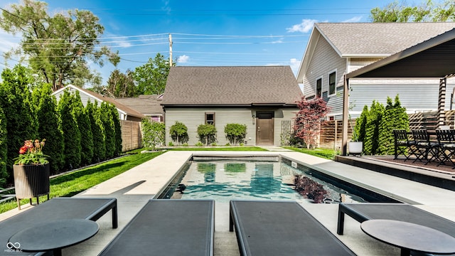 2036 Central Ave, Indianapolis, IN 46202 - view of swimming pool featuring a fenced backyard and a patio area