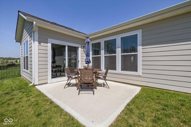 5375 Citadel Dr, Noblesville, IN 46062 - view of patio / terrace