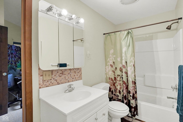 1530 E 75th St, Indianapolis, IN 46240 - full bath with vanity, shower / bath combination with curtain, toilet, and decorative backsplash