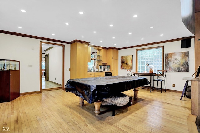 1530 E 75th St, Indianapolis, IN 46240 - rec room with crown molding, baseboards, light wood-style flooring, billiards table, and recessed lighting