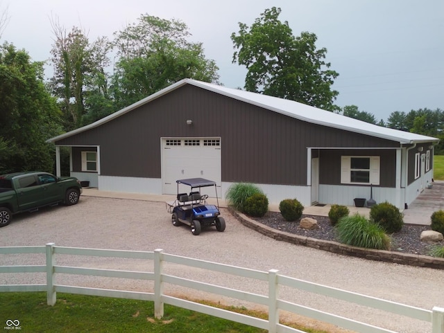 4363 E State Road 252, Franklin, IN 46131 - view of side of property with a garage