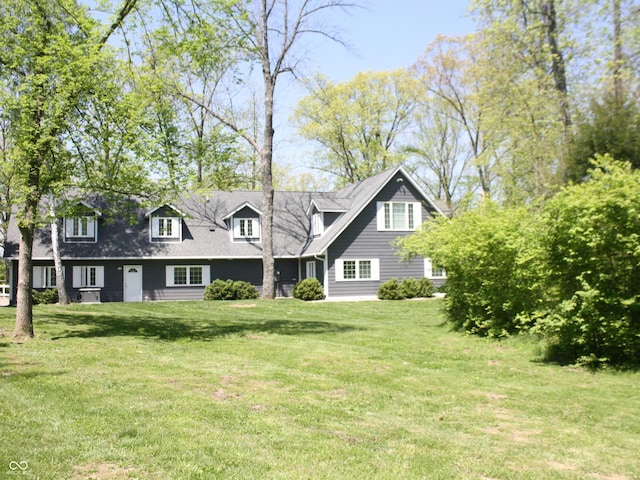4363 E State Road 252, Franklin, IN 46131 - cape cod-style house with a front lawn