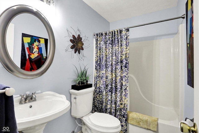 7655 N Kitchen Rd, Mooresville, IN 46158 - bathroom with a sink and toilet