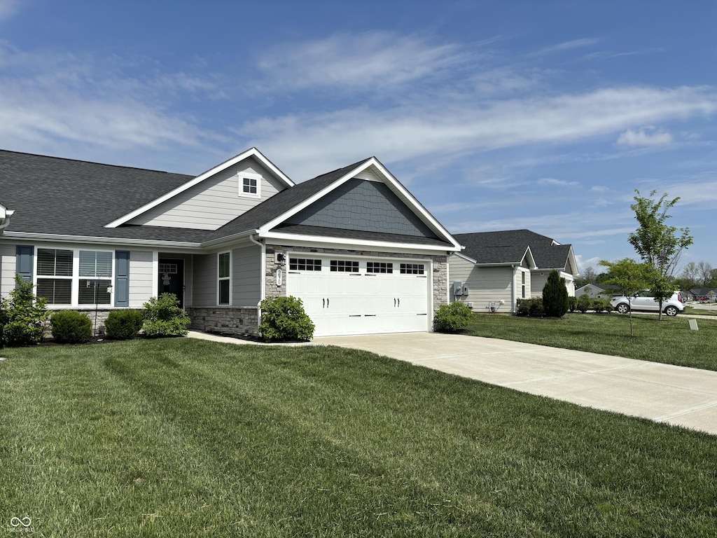 230 Kiawah Dr, Whiteland, IN 46184 - photo 1