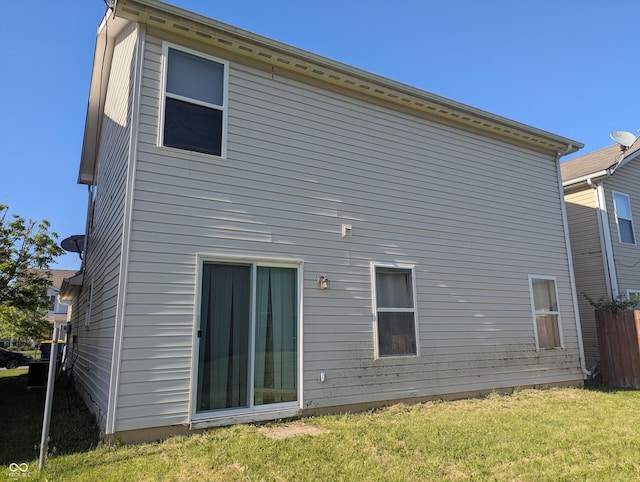 10425 Candy Apple Ln, Indianapolis, IN 46235 - view of rear view of house