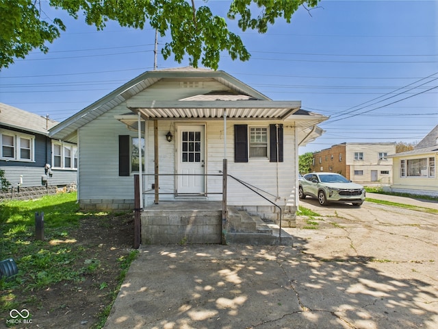 3631 Columbus Ave, Anderson, IN 46013 - view of bungalow